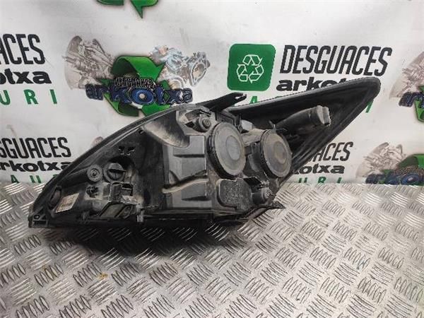 FARO DEL. DCHO Ford Focus 1.6 TDCI FAMILIAR (66 KW) - 15671 / HHDA