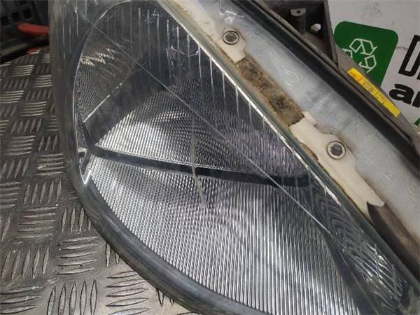 FARO DEL. DCHO Ford Focus 1.6  (CAK) (74 KW) - 15735 / FYDB