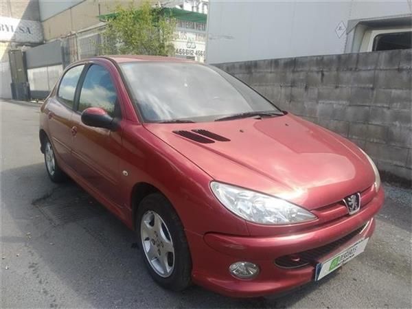 PARAGOLPES DEL. Peugeot 206 1.4 G XS (65 KW) - 15971 / KFU