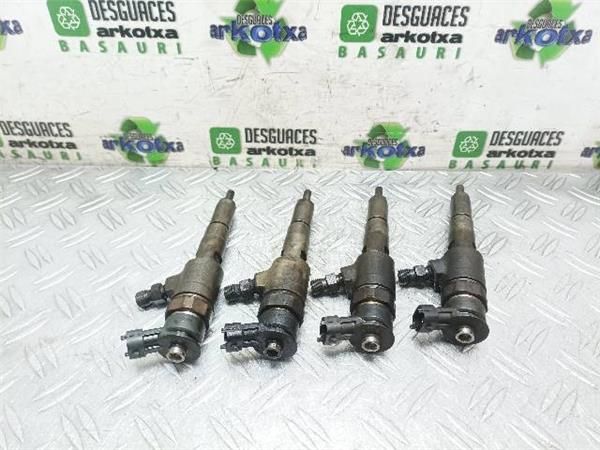 INYECTOR Peugeot 206 1.4 HDI (2A/C/H/J/S) (2001-2009) (50 KW) - 15989 / 8HZ