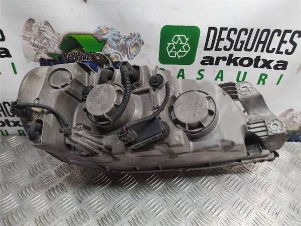 FARO DEL. IZDO. Kia Carnival 2.5  II (2001 - 2006) (110 KW) - 16043 / K5