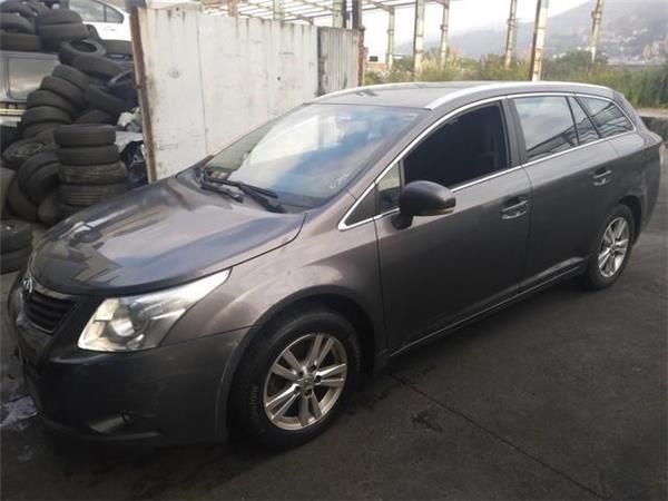 FARO DEL. IZDO. Toyota Avensis 2.0 TD (T27) D4D (93 KW) - 16065 / 1ADFTV