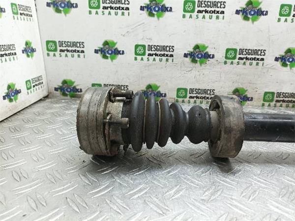 TRANSMISION DEL. DCHA. Volkswagen Golf 2.0 GTI III (1H) 114CV (85 KW) - 16309 / ADY
