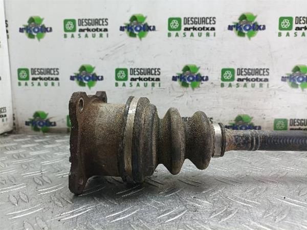 TRANSMISION TRA. DCHA. Toyota Rav4 2.0 D10 II (2001-2005) 116CV (85 KW) - 16330 / 1CD-FTV