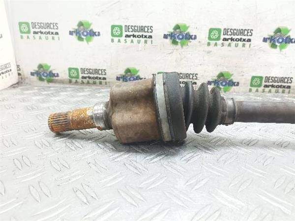 TRANSMISION DEL. IZDA. Ford Focus 1.6 TDCI (CA5) (80 KW) - 16488 / G8DB