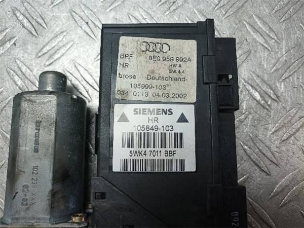 MOTOR ELEVALUNAS TRA. DCHO. Audi A4 1.9 TDI (8E) (2000-2004) (96 KW) - 16547 / AWX