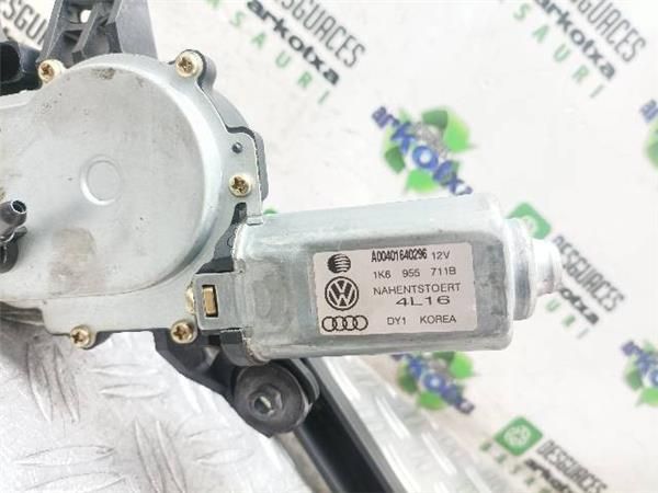 MOTOR LIMPIAPARABRISAS TRA. Volkswagen Golf 2.0 TFSI V (1J1) - 16584