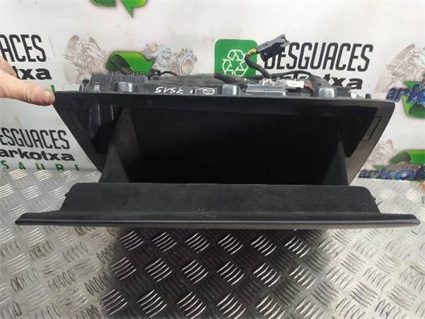 TAPA GUANTERA Audi Q3 2.0 TDI (8UB/8UG) 140CV (2011-2018) (103 KW) - 17086 / CFF