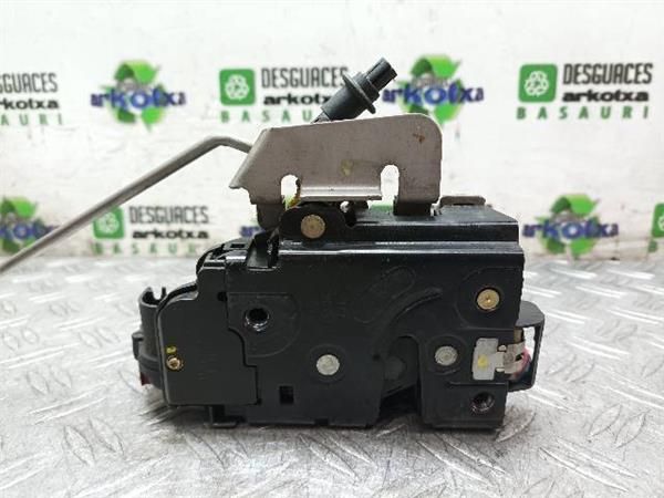 CERRADURA PUERTA DEL. DCHA. Audi A4 1.9 TDI (8E) (2000-2004) (96 KW) - 17165 / AWX