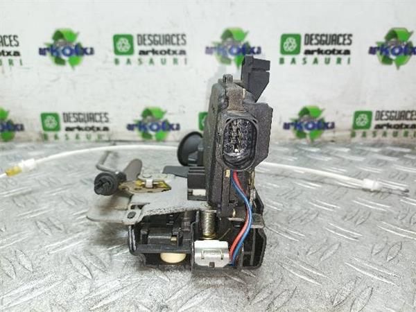 CERRADURA PUERTA DEL. DCHA. Audi A4 1.9 TDI (8E) (2000-2004) (96 KW) - 17165 / AWX