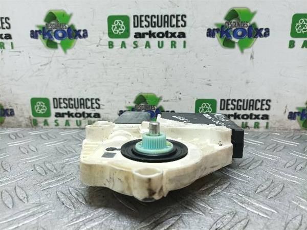 MOTOR ELEVALUNAS DEL. DCHO. Seat Altea 2.0 TDI (5P1) (2004-2015) (103 KW) - 17190 / BKD