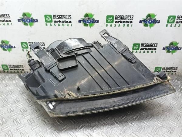 FARO DEL. IZDO. Ford Focus 1.8 TDCI (CAP) (2004-2007) 116CV (85 KW) - 17198 / KKDA