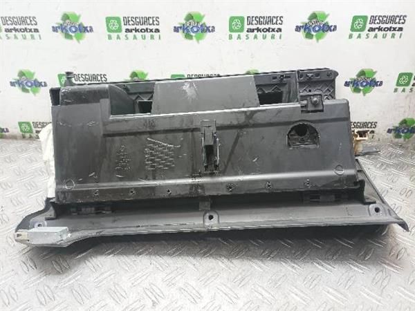 GUANTERA SALPICADERO Volkswagen Golf 1.6 G V (1K1) (2003-2008) (75 KW) - 17211 / BSE