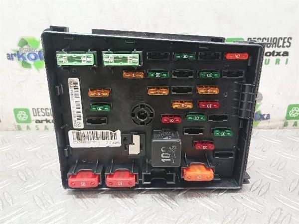 CAJA FUSIBLES/RELE Audi Q3 2.0 TDI (8UB/8UG) 140CV (2011-2018) (103 KW) - 17628 / CFF