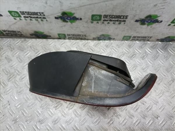 PILOTO TRA. DCHO. BMW 520 - 18316