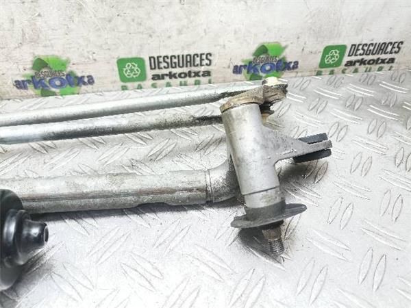 MOTOR LIMPIAPARABRISAS DEL. Nissan Murano 3.5  (Z50) (2004-2008) (172 KW) - 18625 / VQ35