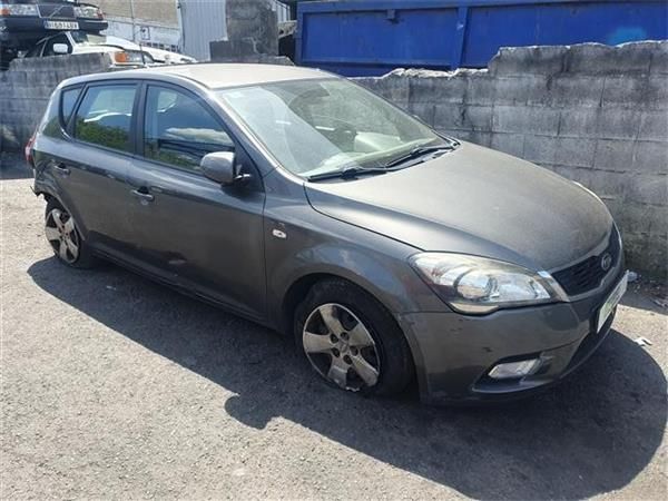 TRANSMISION DEL. DCHA. Kia Ceed 1.6 CRDI (EDB5) 90CV (2006-2012) (66 KW) - 19137 / D4FB-SW