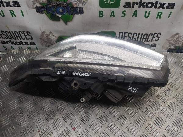 FARO DEL. IZDO. Renault Megane 1.9 DCI II 120CV (BM/CM) (2002-2008) (88 KW) - 19145 / F9QB8 2