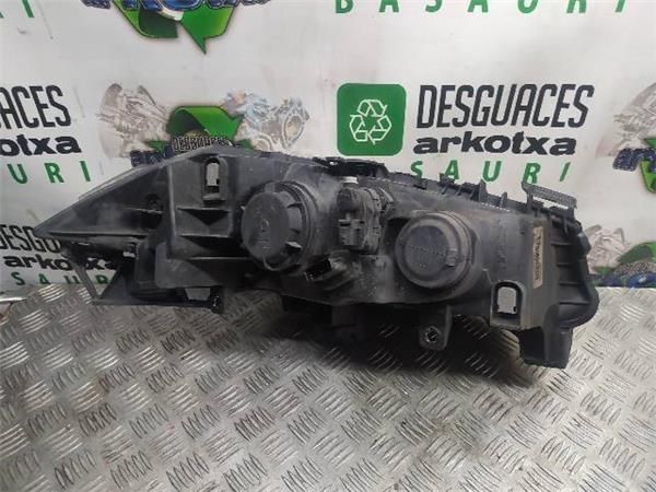 FARO DEL. IZDO. Renault Megane 1.9 DCI II 120CV (BM/CM) (2002-2008) (88 KW) - 19145 / F9QB8
