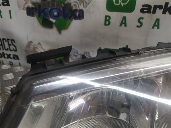 FARO DEL. IZDO. Renault Megane 1.9 DCI II 120CV (BM/CM) (2002-2008) (88 KW) - 19145 / F9QB8