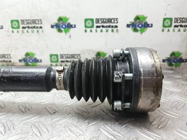 TRANSMISION DEL. DCHA. Volkswagen Polo 1.4 G III (6N2) 75CV (1999-2001) (55 KW) - 19328 / AHW
