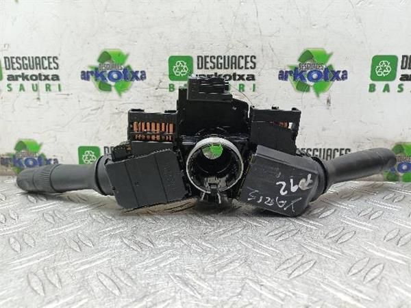 MANDO MULTIFUNCION Toyota Yaris 1.3 G II (P9) (2008-2011) 101CV (74 KW) - 19399 / 1NR