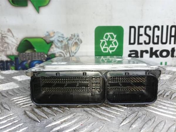 CENTRALITA MOTOR UCE Volkswagen Golf 2.0 TDI V (2003-2008) 140CV (103 KW) - 19505 / BKD