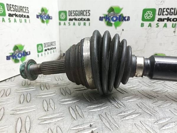 TRANSMISION DEL. DCHA. Volkswagen Polo 1.4 G III (6N1) 60CV (1995-1999) (44 KW) - 19548 / AEX/APQ